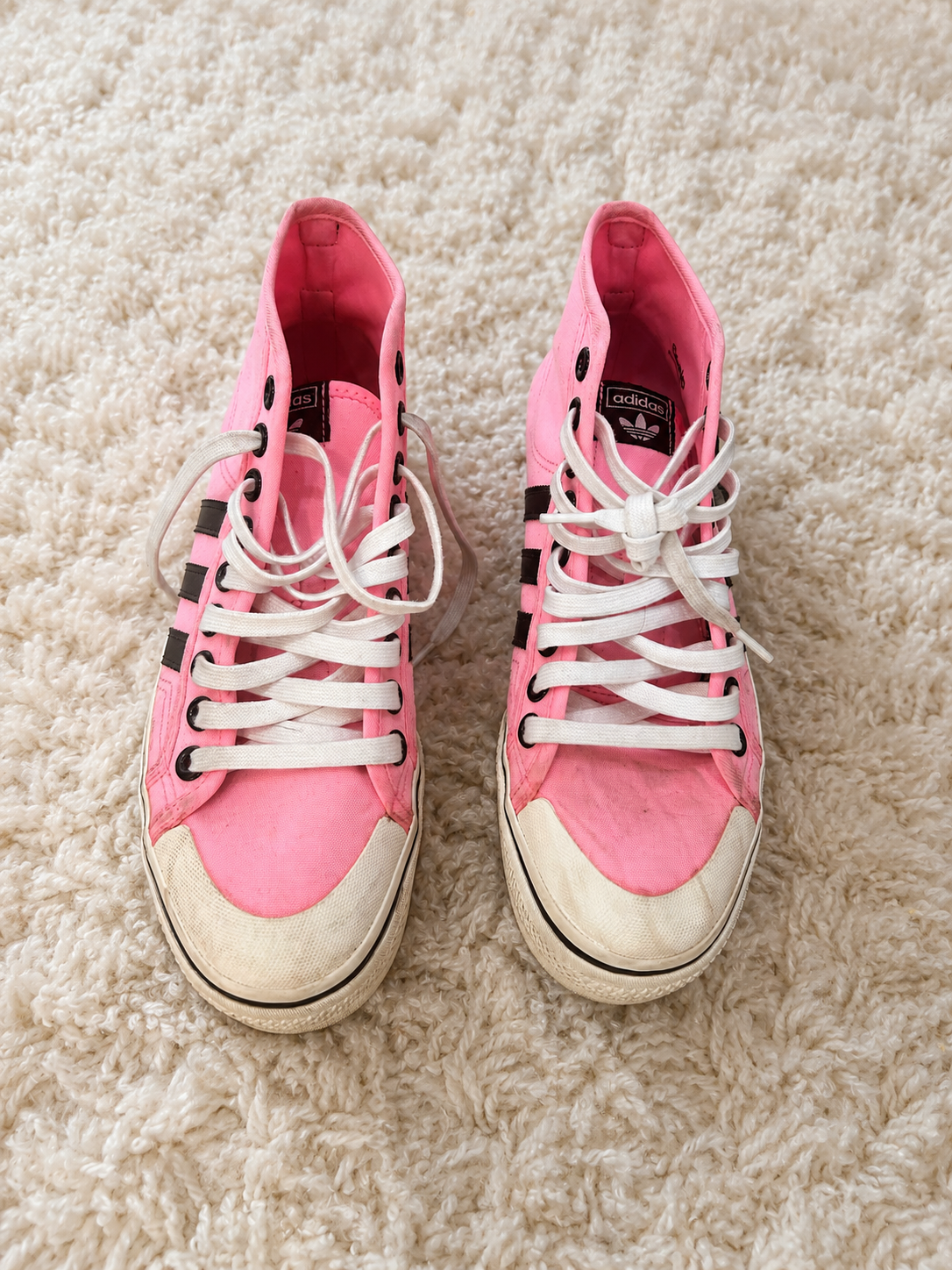 Adidas x Hello Kitty High-Top Sneakers – Pink – Women's US 8