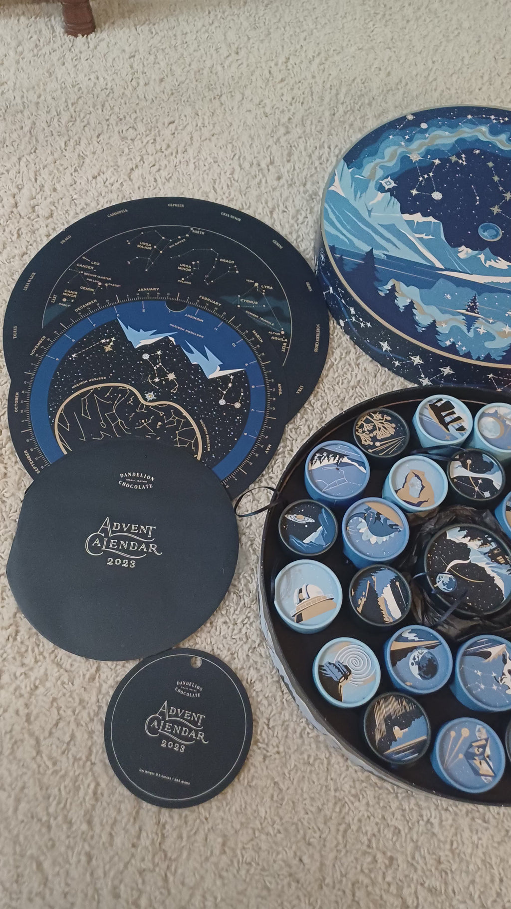 Advent Calendar Collaborators Box – Dandelion Chocolate (empty)